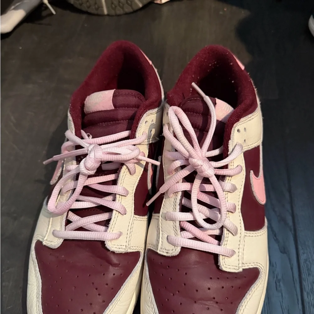 Nike dunk low premium valentine’s day sneakers